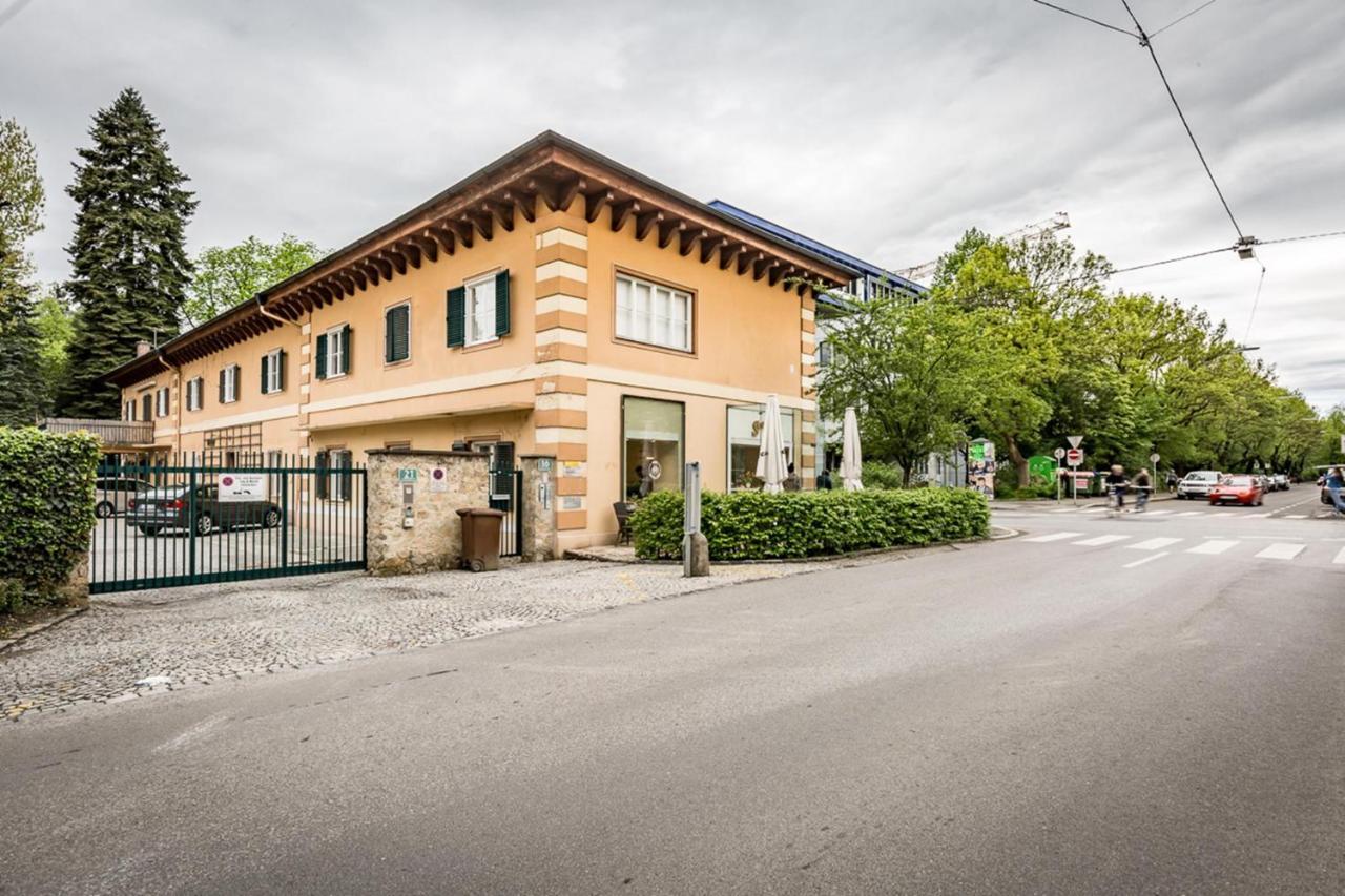 Blue Flat By Grazrentals Best Location & Free Parking Экстерьер фото